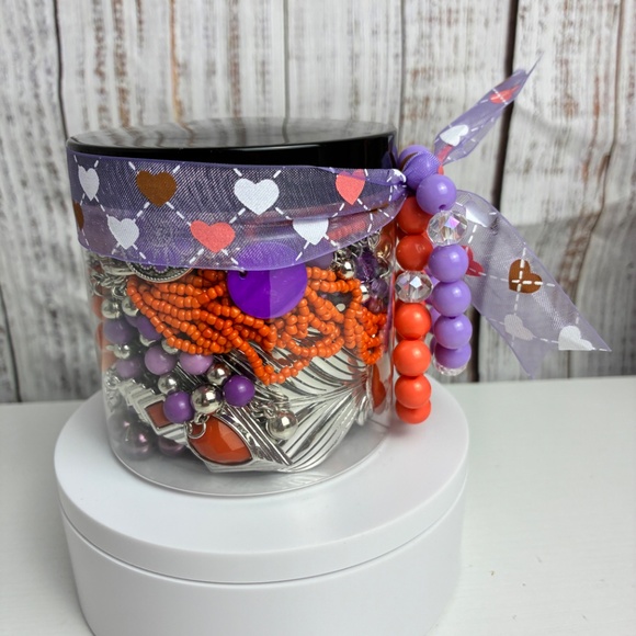 Mystery Treasure 12 oz Jar - Lot 0251 - Picture 3 of 6